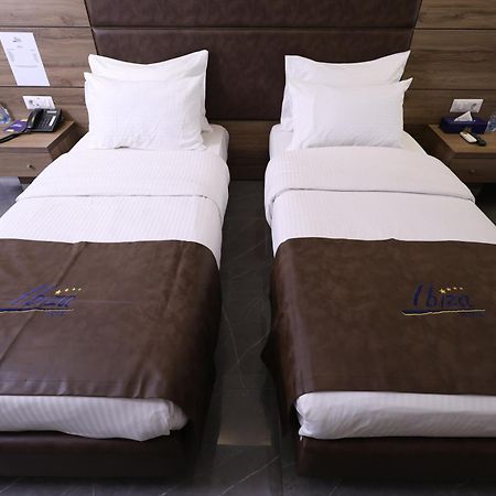 Ibiza Hotel Jounieh Eksteriør billede
